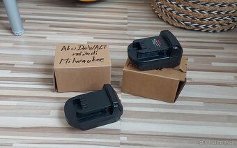 Adapér-Redukce Milwaukee M18 nářadí, pro Aku DeWALT. - 6