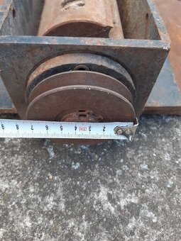 Hoblovka - srovnávací stůl - 6