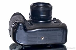 Nikon F5 + Nikkor AF 1,4/50mm D TOP STAV - 6