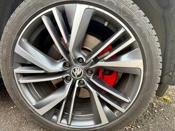 Alu kola Ignite 255/40 R20+letni sada - 6