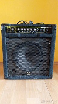 Basová rocková souprava(comba,kytara,mikr.efekt a další - 6