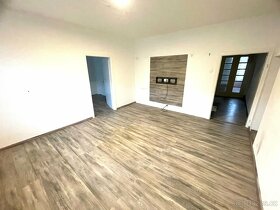 Prodej rodinného domu 190 m², pozemek 313 m² + SKLADY 11 - 6