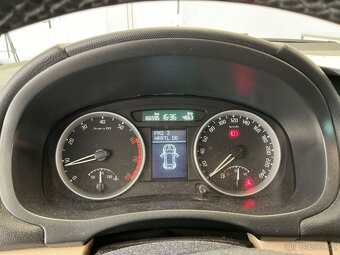 Škoda Roomster 1.4i 16V - 2009 - Panorama - tažné - 2x sada - 6