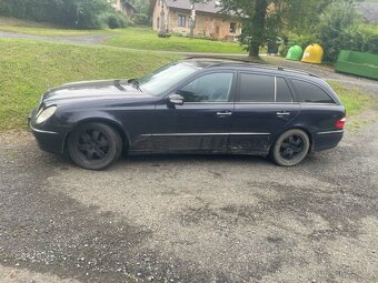 Mercedes w211 E320 - 6