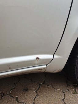 Toyota Yaris 1.0 - 6