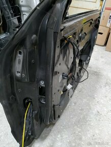 Mercedes Benz SL R230 - pravé dveře - 6