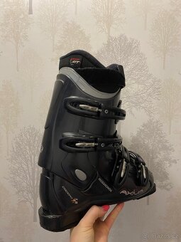 Lyže dynamic + přeskáče - 6