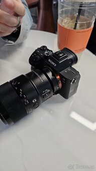 Sony 90mm 2.8 Macro - 6