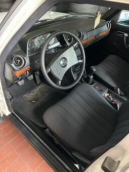 Mercedes W123 240D - 6