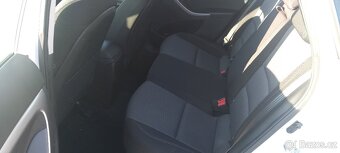 Hyundai i30 1.6 CRDi 81kW,2015 - 6