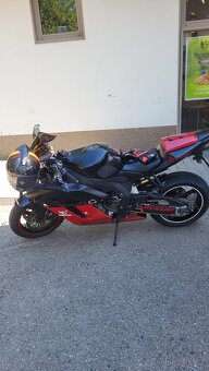 Honda CBR 1000rr fire blade - 6