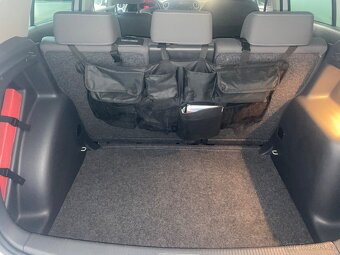VW Golf - 6
