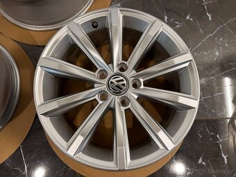 original Vw Passat B8 r17 5x112 London 3G0601025D - 6
