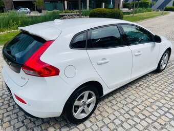 Volvo V40 2.0 D3 5VÁLEC AUTOMAT LED Bi XEN VÝHŘEV SERVISKA - 6