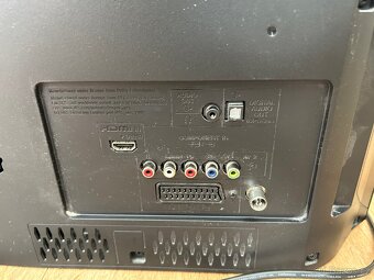 TV LCD SONY KDL - 32R424A + SET TOP BOX ALMA 2820 - 6