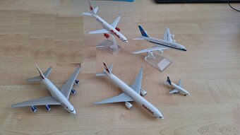 letadlo Airbus A320 A321 A380 Boeing 737 777 787 ATR 72 - 6