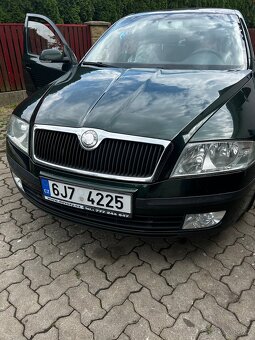 Škoda Octavia 1.6 FSI - 6