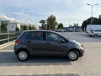 TOYOTA YARIS 1,0 VVT-i 51kW - 2.maj. - Klima - 112700km - 6