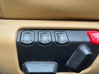 Škoda Octavia 1 – 1.9 TDI 66 kW - 6