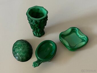 váza malachit popelník želva zelené sklo malachit - 6