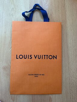 Papírové tašky značky LOUIS VUITTON - 6