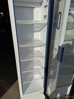 Prosklená chladicí lednice SLIM - 6