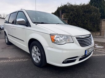 Chrysler Town Country 3,6 2x DVD RT Kůže 2011 - 6