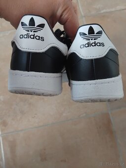 Dámské Adidas tenisky - 6