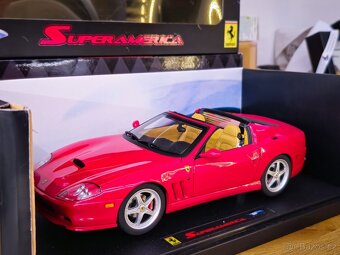 Modely Ferrari 1:18 HotWheels ELITE - 6
