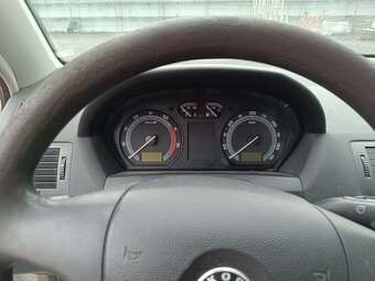 ND z Skoda Fabia (různé díly) Volat nebo SMS (UNI) - 6