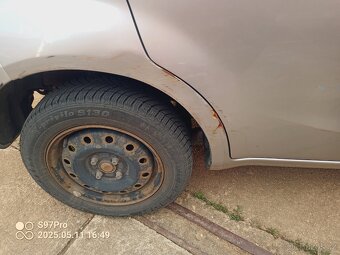 Agila 1,0 2008 62600 km - 6