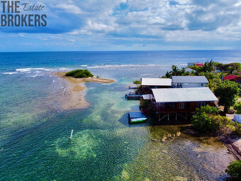 Waterfront Home with Boat Calabash Point, Roatan - 6