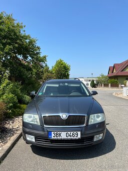 Škoda Octavia II L&K 2.0TDI, PDC, Navi - 6