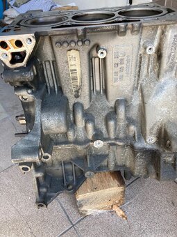 Motor Škoda 1,2 htp AWY na díly - 6