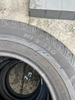 Letní pneu 205/70/15C - 6