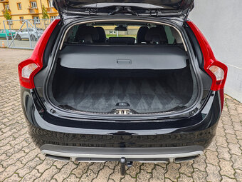 Volvo V60 2.0 D4 Momentum Xenon Webasto - 6