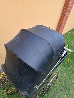 Starožitný kočárek pro miminko č.  633 - 6