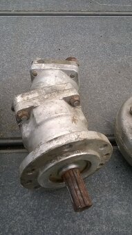 čerpadlá a hydromotory - 6