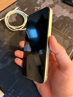 iPhone 13 128gb bílý - 6