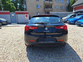 Alfa Romeo Giulietta 1.6 MJTd 77KW S.Kniha - 6