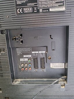 PANASONIC TX32LED8F - 6
