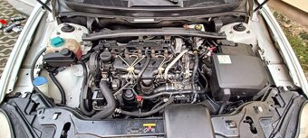 Volvo XC90 D5AWD R-DESIGN - 6