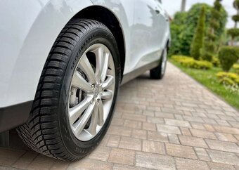 Hyundai ix35 2.0 CRDi Style Comfort 184K 4WD - 6