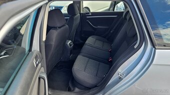 Volkswagen Golf 1,6 TDi - 6