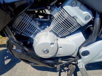 Honda XL 125 V Varadero - 6