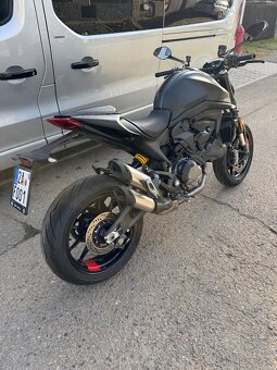 Ducati Monster+ 937 2022 880km Nove - 6
