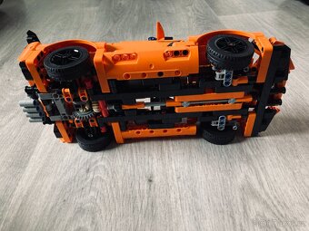 Lego Technic Chevrolet Corvette ZR1 - 6