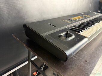 Korg M1 - 6