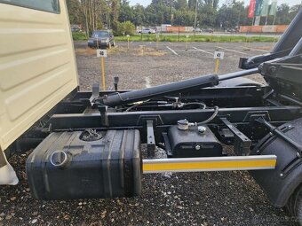 Iveco kontejner 6t - KONEČNÁ CENA 360.000 Kč - 6