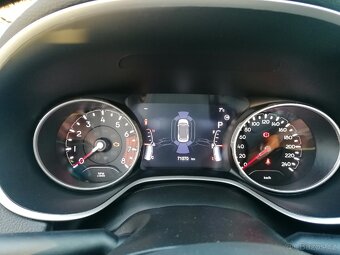 Jeep Compass, S 4x4,170 koní,plná výbava - 6